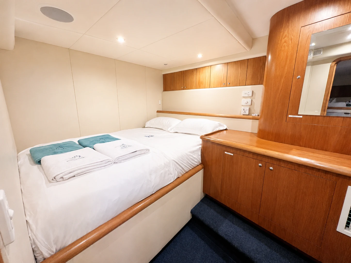 Double cabin on board