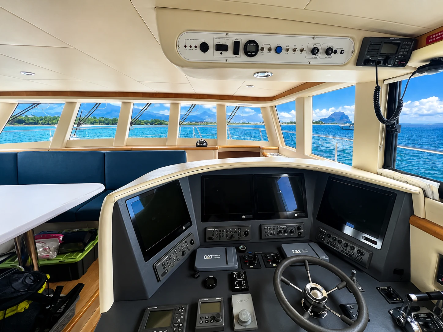 Helm station of the boat